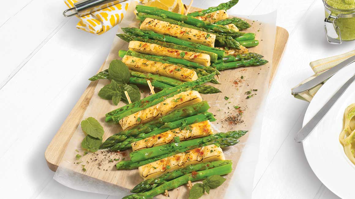 Asparagus and Le St-Vallier cheese brochettes