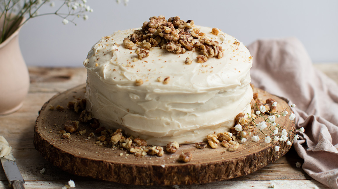 Trois fois par jour's Maple & Apple Carrot Cake