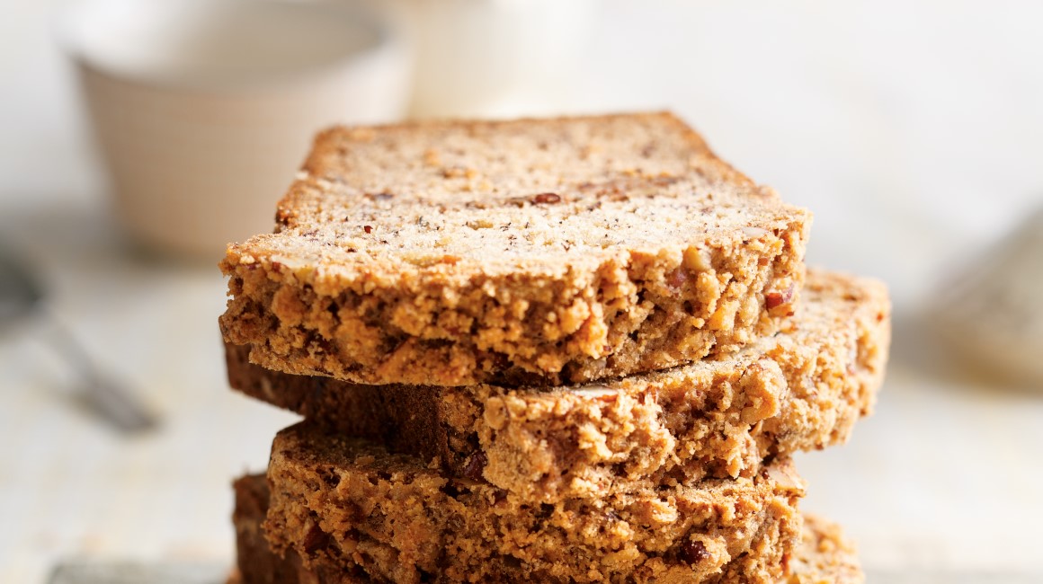 Banana Bread with Maple Crumble by RICARDO