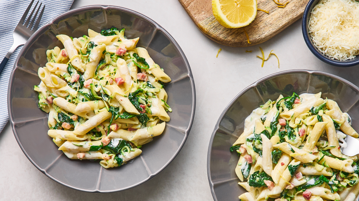 zucchini and spinach penne with creamy lemon sauce