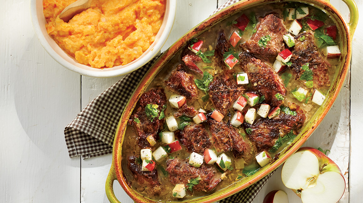 Braised blade roast with apples