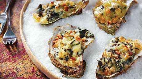 RAW, AS AN APPETIZER, AS A MIGNONETTE, OR AU GRATIN... THERE’S AN OYSTER FOR EVERYONE!